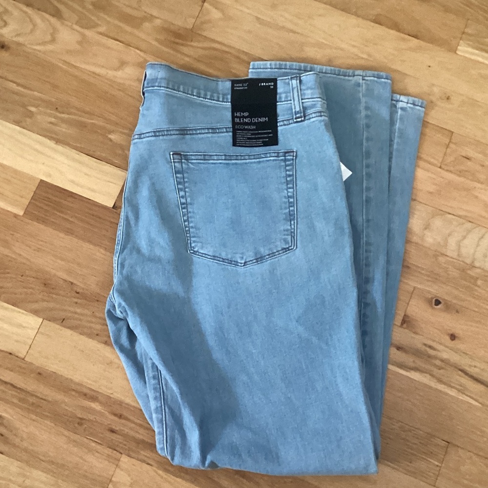 J Brand Light Blue Slim Straight Men's Jeans. 38